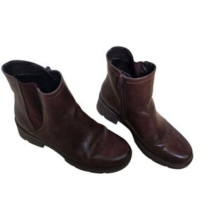 Naturalizer Brown Side Zip Faux Leather Ankle Boots Size 6